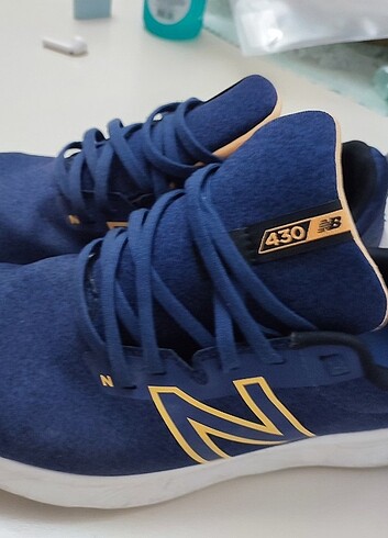 40 Beden New Balance spor ayakkabı