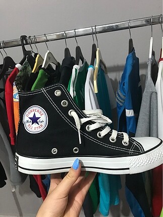 siyah converse