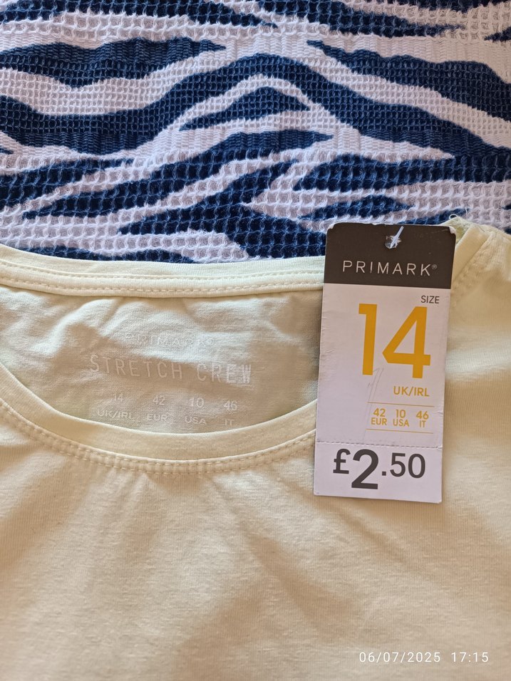 Sarı Düz Pamuklu Tişört - Görsel 2