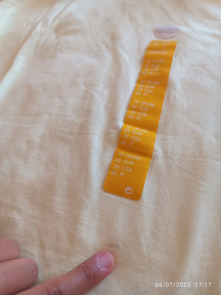 Sarı Düz Pamuklu Tişört - Görsel 5