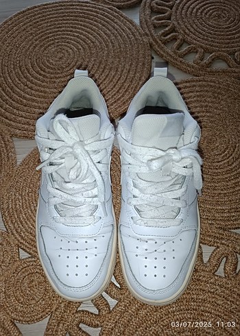 Nike Beyaz Kadın Spor Ayakkabı - Görsel 2