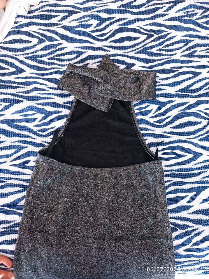 Gri kendinden simli bluz - Görsel 2