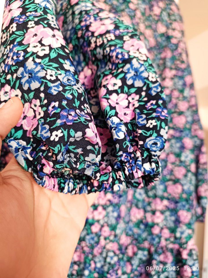 Pembe Çiçek Desenli Elbise - Görsel 3