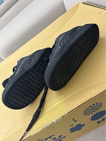 25 Beden siyah Renk Puma Spor Ayakkabı