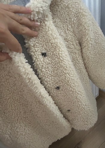 6 Yaş Beden beyaz Renk Mango teddy ekru renk kapüşonlu kaban