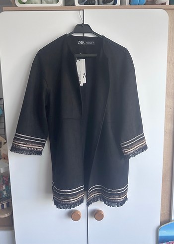 Zara Püsküllü Kadın Süet Ceket