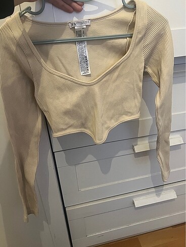 Zara crop