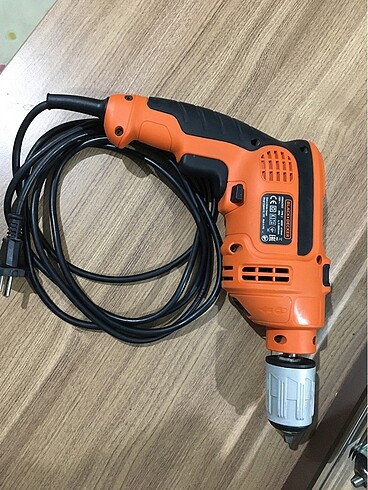 Black decker 600 w darbeli vidalama