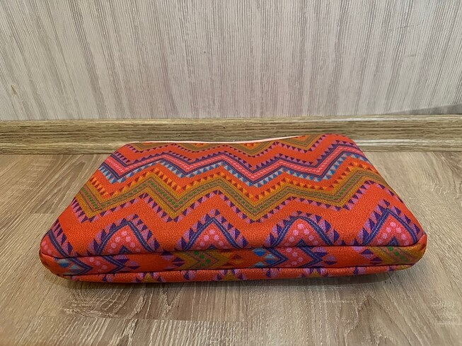 Beden Laptop Çantası