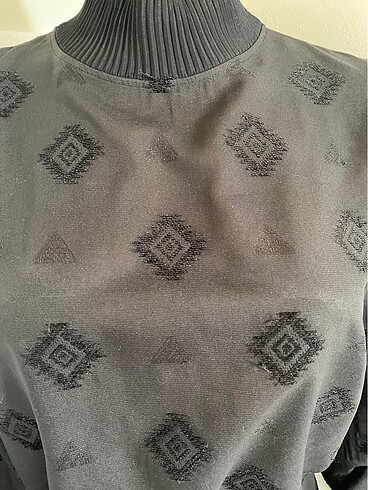 s Beden H&M marka 36 beden desenli bluz