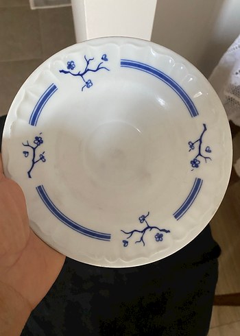 Karaca Çiçek Desenli İki Beyaz Çay Tabağı