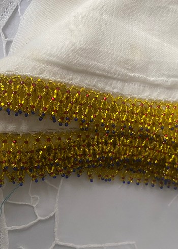 Boncuk İşlemeli Beyaz Kadın Fular - Görsel 2