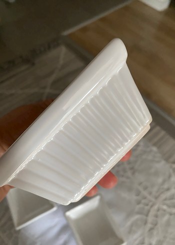 Beyaz Seramik Kare Yemek Kapları - Görsel 3