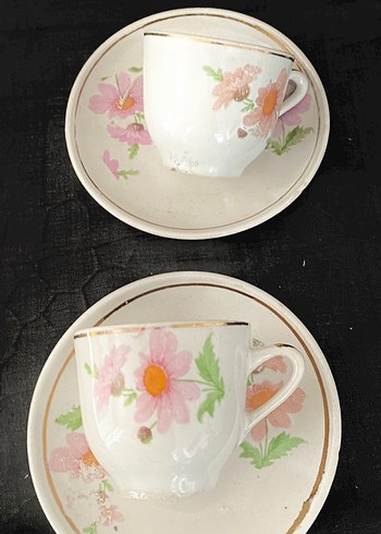Pastel Çiçek Desenli Beyaz Porselen Fincan Takımı