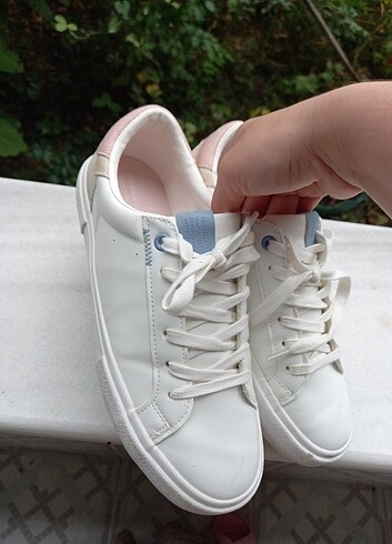 Pull and Bear Sneaker