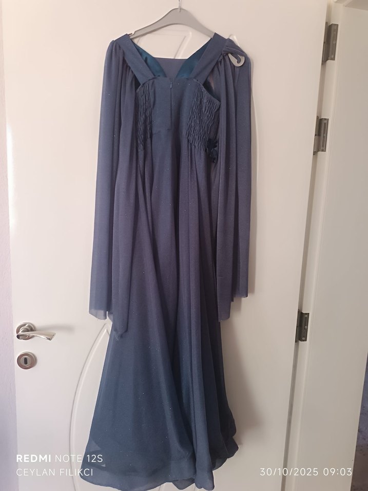 Uzun Kollu Drapeli cocuk abiye - Görsel 2