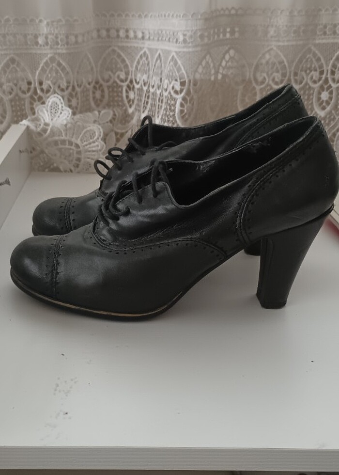 Topuklu ayakkabı - Görsel 3