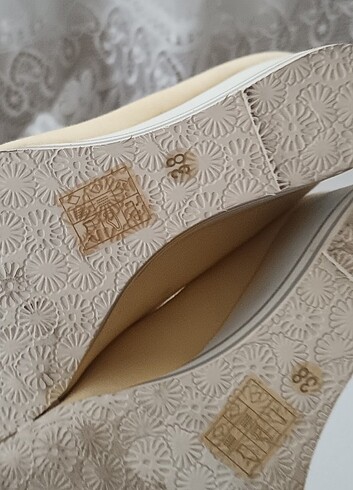 Kadın dolgu topuk ayakkabı - Görsel 2