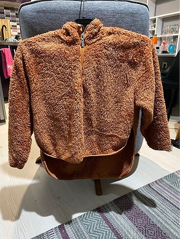 Kız çocuk pofuduk sweatshirt