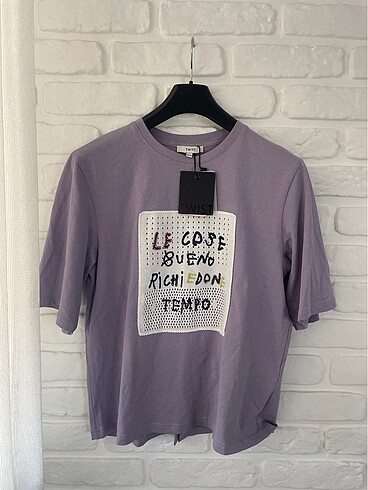 Twist tişört