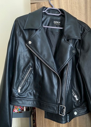 Kadın Siyah Deri Biker Ceket