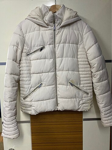 38 Beden Zara şişme mont