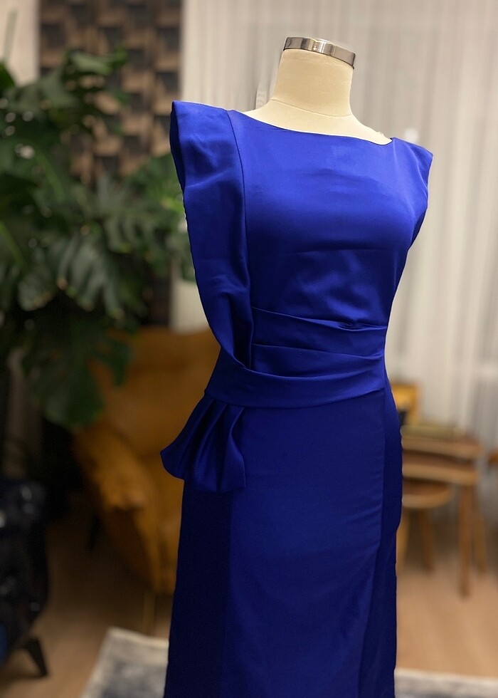 Saten şık elbise - Görsel 2