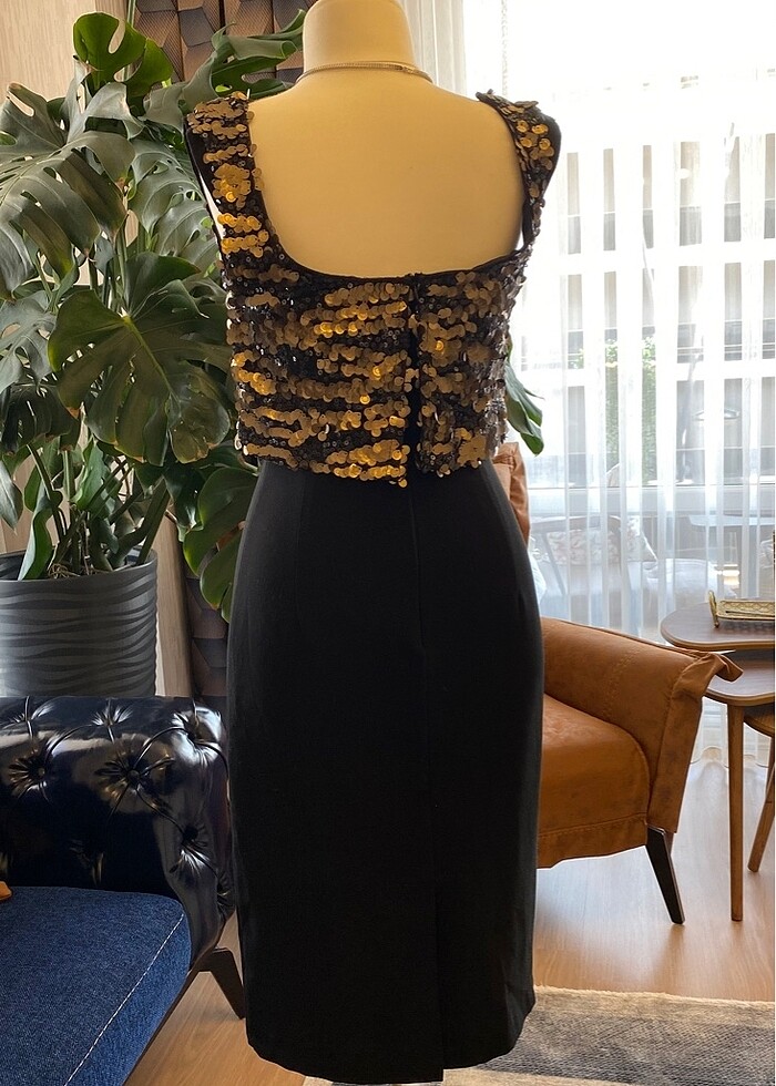 Siyah payetli dar elbise - Görsel 2