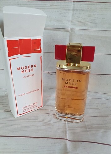 estee lauder modern Muse le rouge