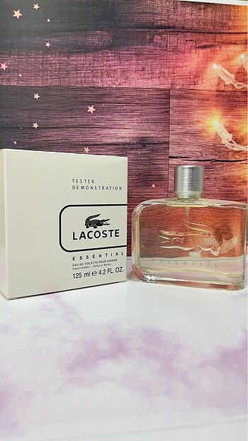 Lacoste essential