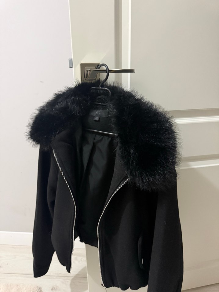 Zara yakası kürklü ceket - Görsel 5