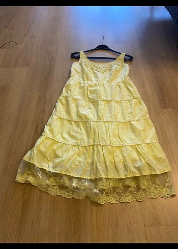 Sarı renk yazlık elbise - Görsel 6