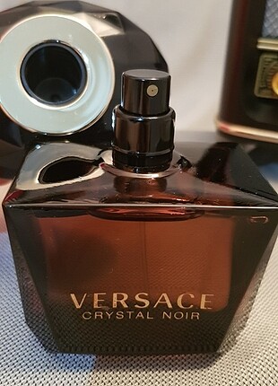  Beden VERSACE CRYSTAL NOİR 90 ML EDP 