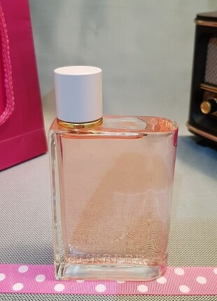 Beden BURBERRY FOR HER 100 ML EDP