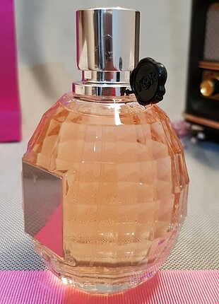  Beden VIKTOR@ROLF FLAWERBOMB 100 ML EDT 