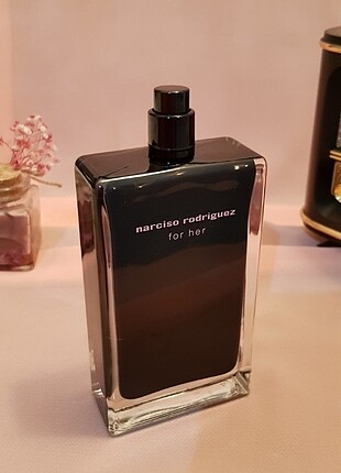 Beden Renk NARCISO RODRİGUEZ FOR HER 100 ML EDT