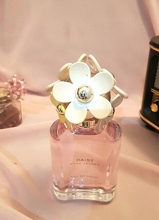 Marc Jacobs MARC JACOPS DAISY EAU SO FRESH 125 ML EDT
