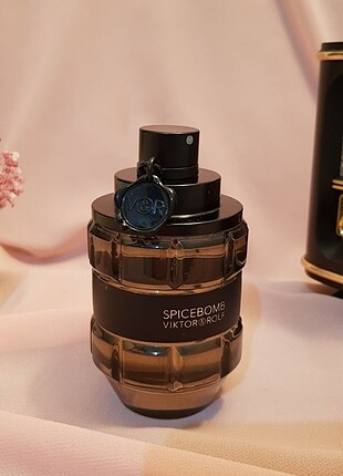 VIKTOR@ROLF SPICEBOMB 90 ML EDT