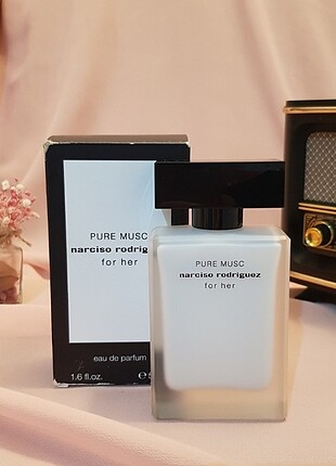 NARCISO RODRİGUEZ FOR HER PURE MUSC 50 ML EDP