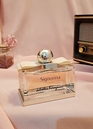 SALVADORE FERRAGAMO SIGNARINA ELEGANZA 100 ML EDP 