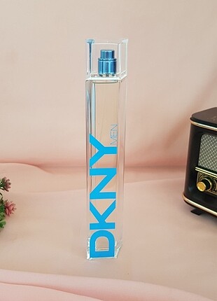 DKNY MEN ENERGIZING EAU DE COLOGNE LIMITED EDITION 100 ML