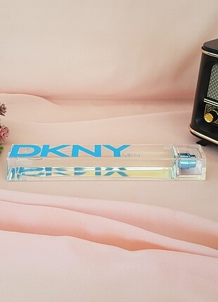 Beden Renk DKNY MEN ENERGIZING EAU DE COLOGNE LIMITED EDITION 100 ML