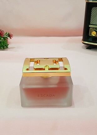 ESCADA ESPECIALLY DELICATE NOTES 75 ML EDT