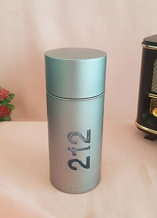 Carolina Herrera CAROLINA HERRERA 212 MEN 100 ML EDT