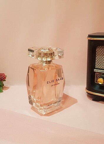  Beden ELIE SAAB LE PARFÜM ROSE COUTURE 90 ML EDT