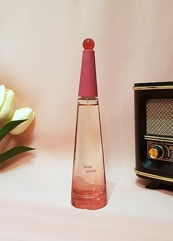 Beden ISSEY MIYAKE ROSE & ROSE 50 ML EDP