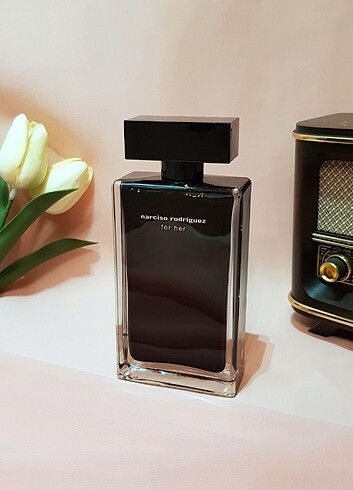 Beden Renk NARCISO RODRİGUEZ FOR HER 100 ML EDT