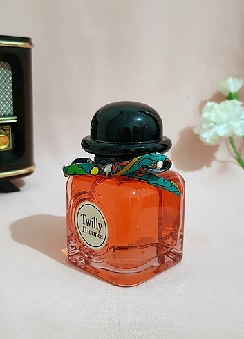Beden HERMES TWILLY D'HERMES 85 ML EDP