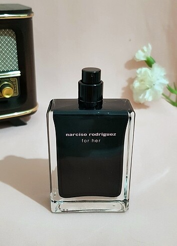 NARCISO RODRIGUEZ FOR HER 50 ML EDT 
