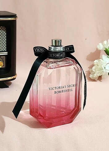 Victoria s Secret VICTORIA'S SECRET BOMBSHELL 100 ML EDP